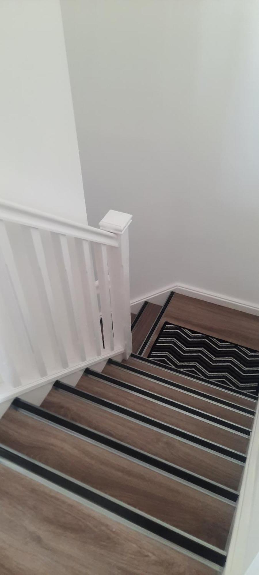 Lanarkshire Apartment- Views- Sleeps 4- Balcony Larkhall  Dış mekan fotoğraf